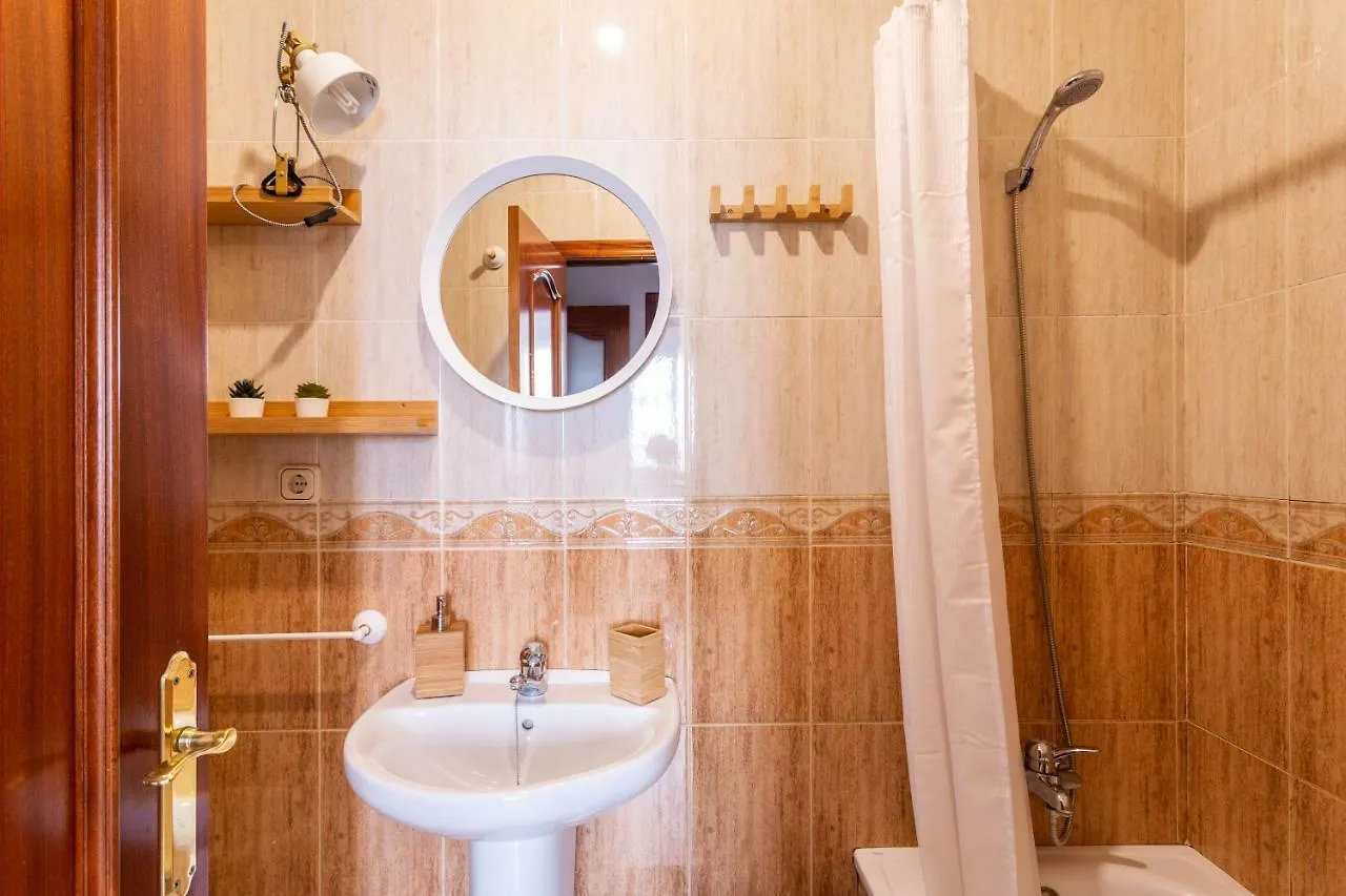 Serva La Bari Shared Apartment Sevilla 0*,  Spanien