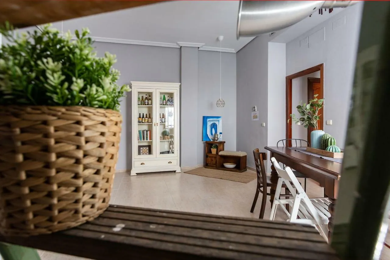 Serva La Bari Shared Apartment Sevilla 0*,