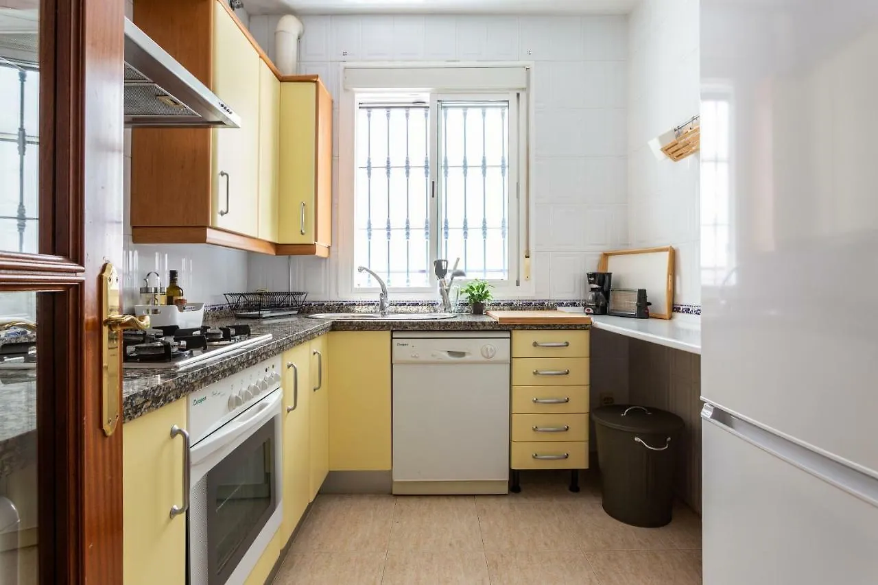 Serva La Bari Shared Apartment Sevilla 0*,  Spanien